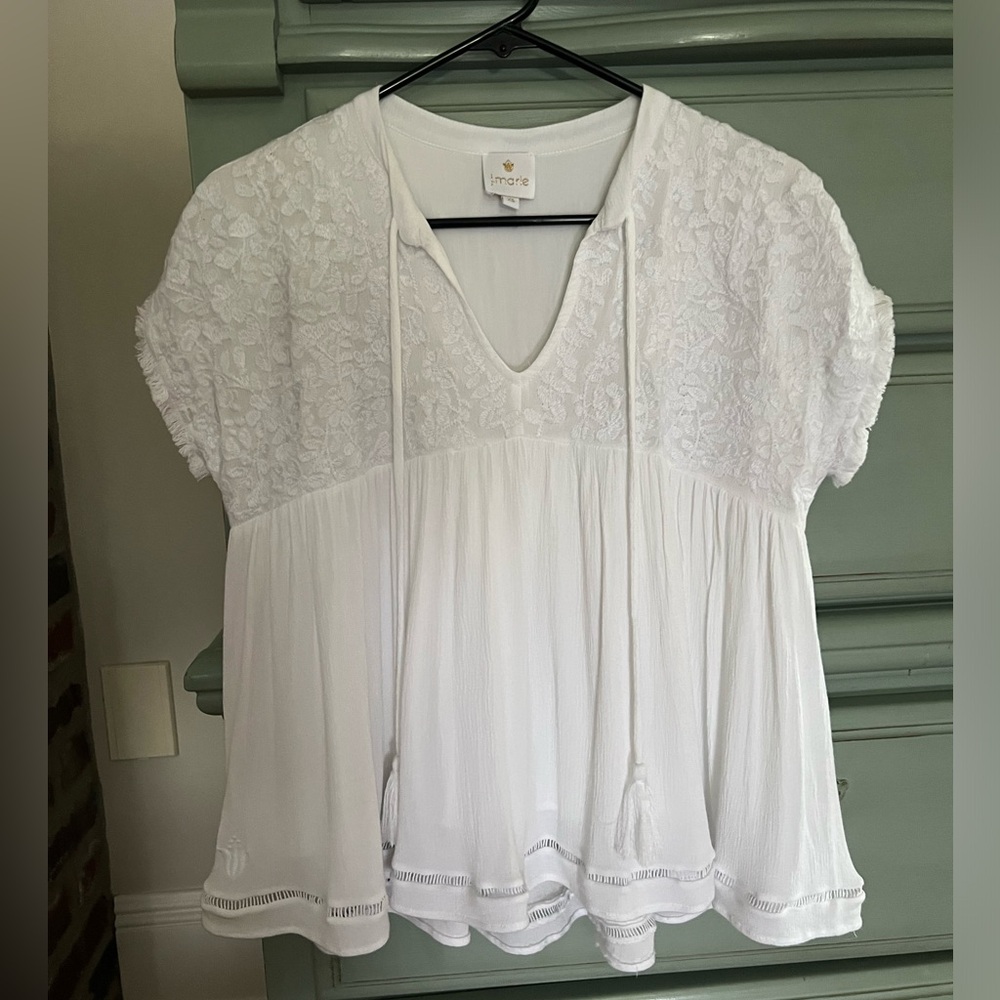 J. Marie Women’s Top White VGUC